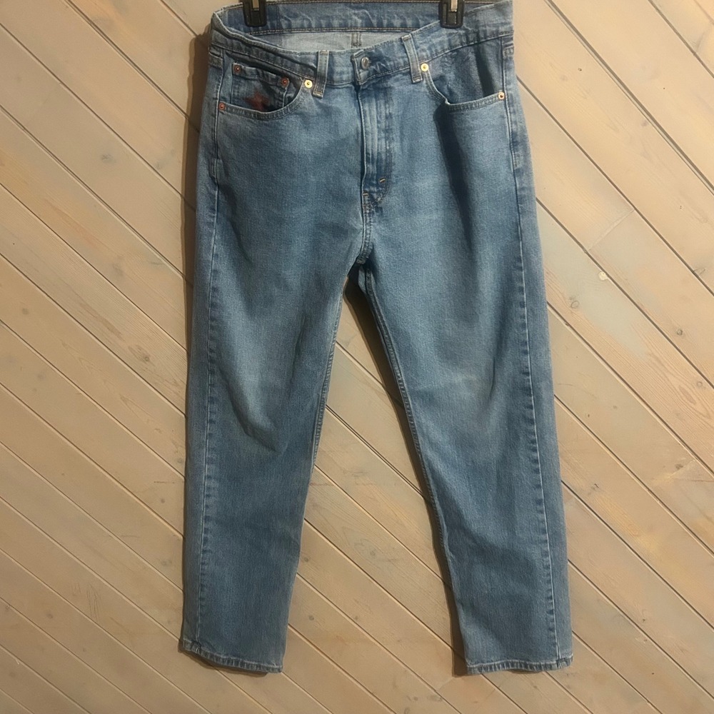 Levi's 505 Regular Fit Denim Jeans Light Wash W33 L32 Star Distressed Mens‎